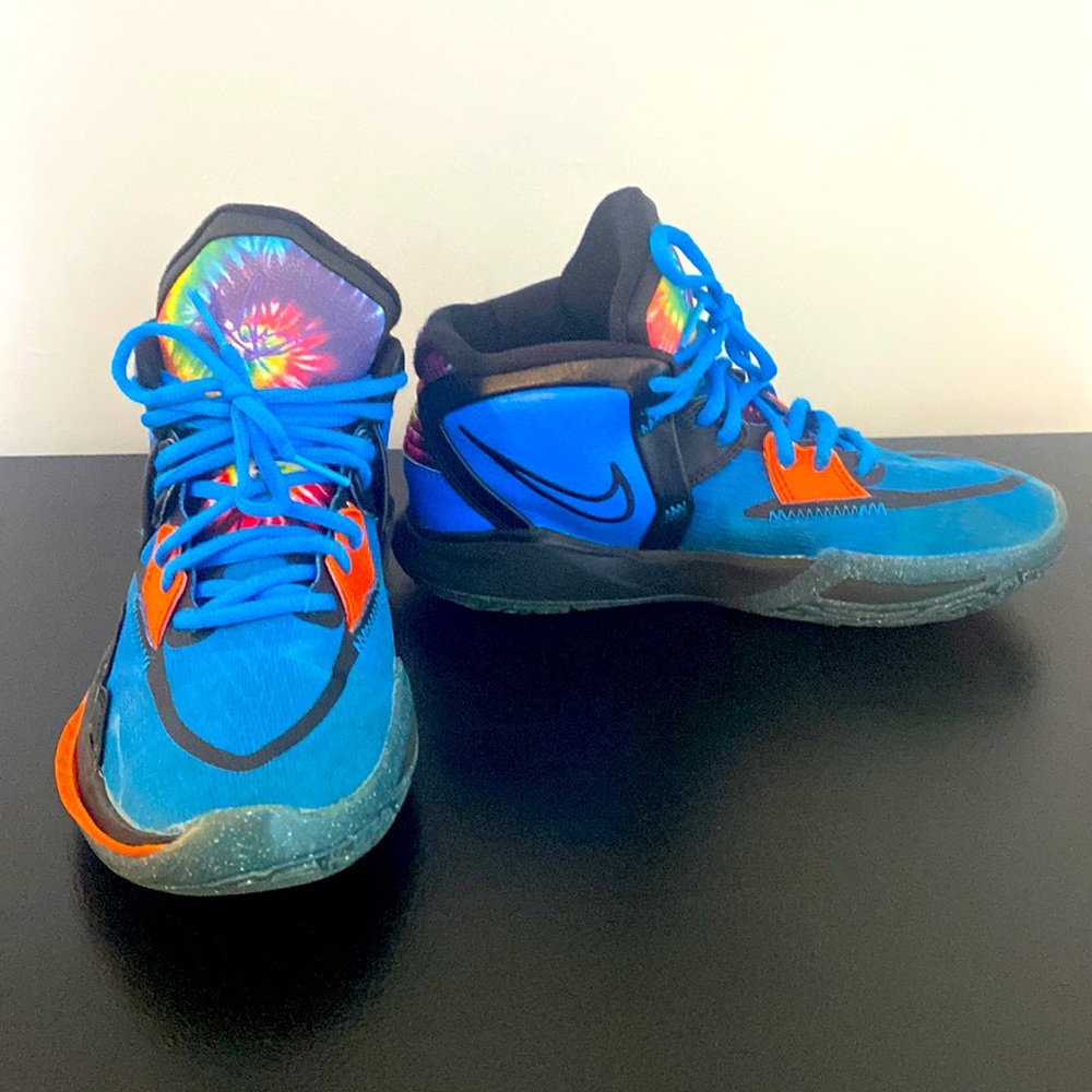 Kyrie Irving big kids (boys) Nike Infinity SE GS tie-dye shoes size 5.5Y